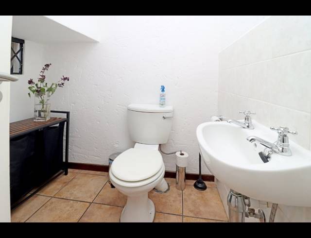 2 BEDROOM TOWNHOUSE FOR SALE IN DARRENWOOD